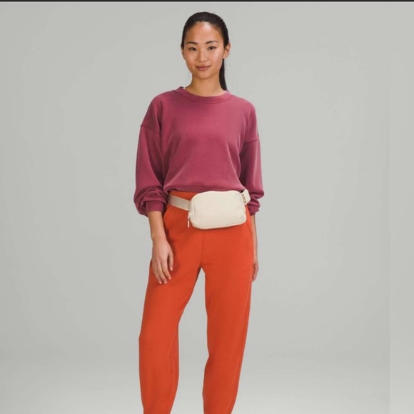 SOLD NWT White Opal Lululemon Everywhere Belt Bag - Picture 2 of 11